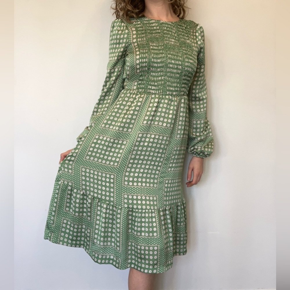 Vintage Noni Green Long Sleeve Dress made in Canada in size Extra-Small